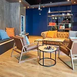 Ibis Budget Hotel *