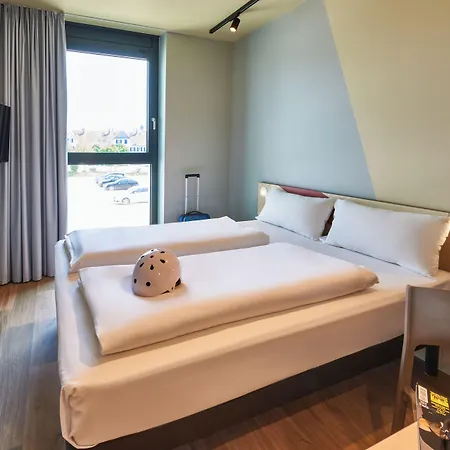 Ibis Budget 24h Geoeffnet *